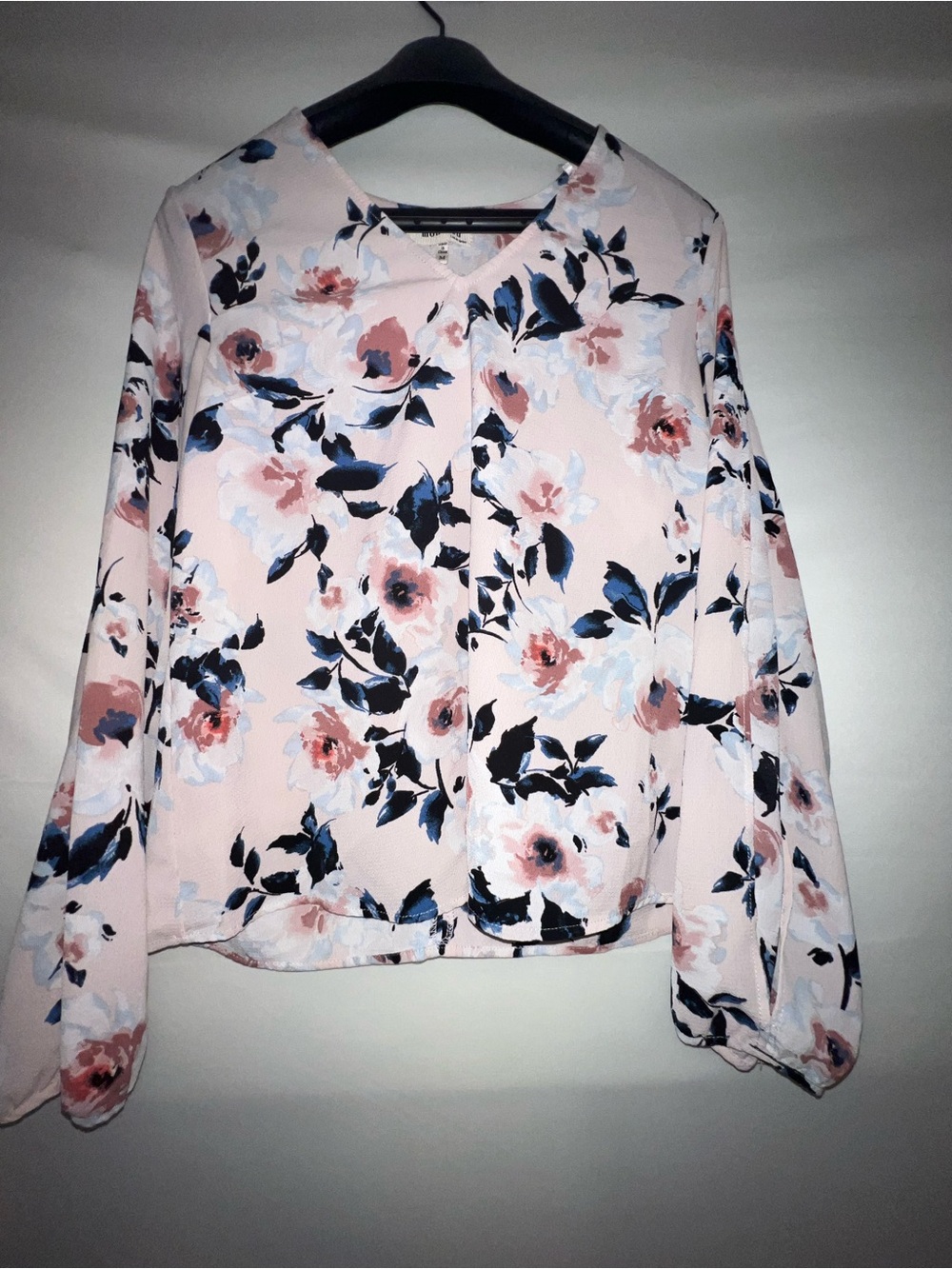 Monteau Pink Floral V-Neck Long Sleeve Blouse